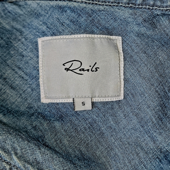 RAILS Ingrid Raw-edge, chambray, sz small, long sleeve, denim, blue, reg $178 - Picture 7 of 11